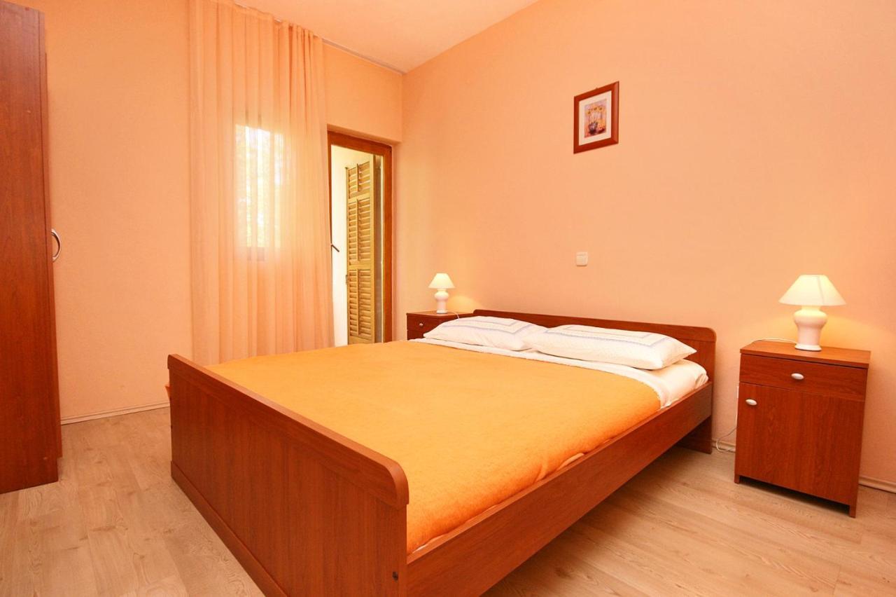Apartments With A Parking Space Rovanjska, Paklenica - 6209 Luaran gambar